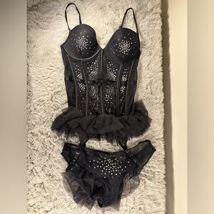 NWT RARE Limited Edition Victoria's Secret Black Lingerie Set